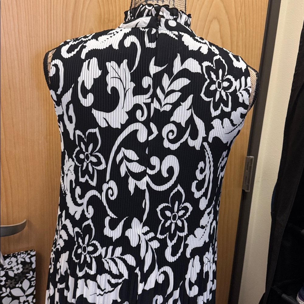 CHICO’S BLACK LABEL flawless midi floral, boho design dress. Size Women’s 4. - Picture 8 of 15